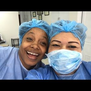 Meet your Posher, Leonor